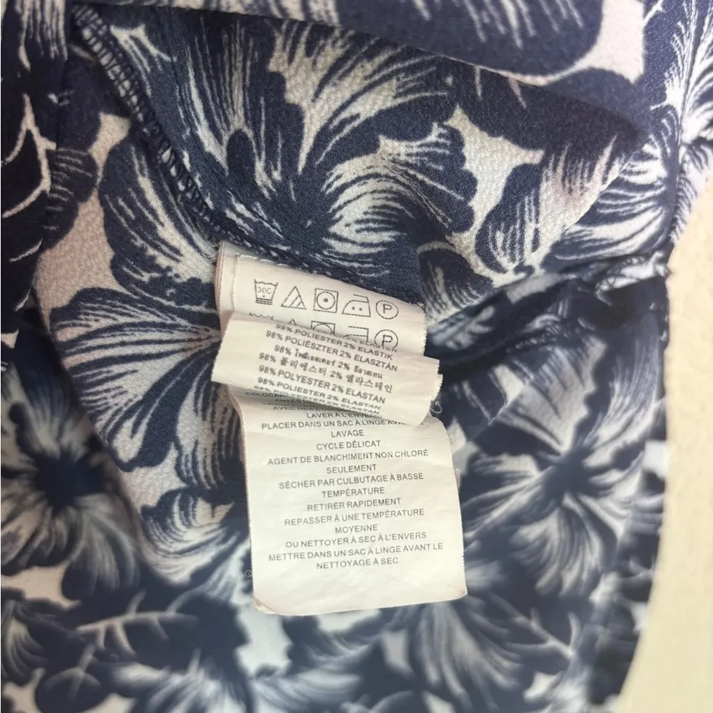 Michael Lots Kors Navy White Tropical Hibiscus Floral 1/2 Zip Blouse M Blue Size M - Image 5
