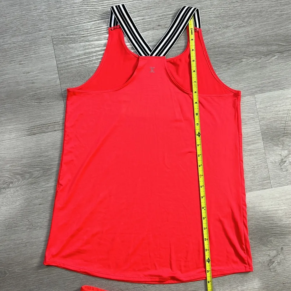 Xersion • Everair two piece workout set with stripe side panel - Image 8