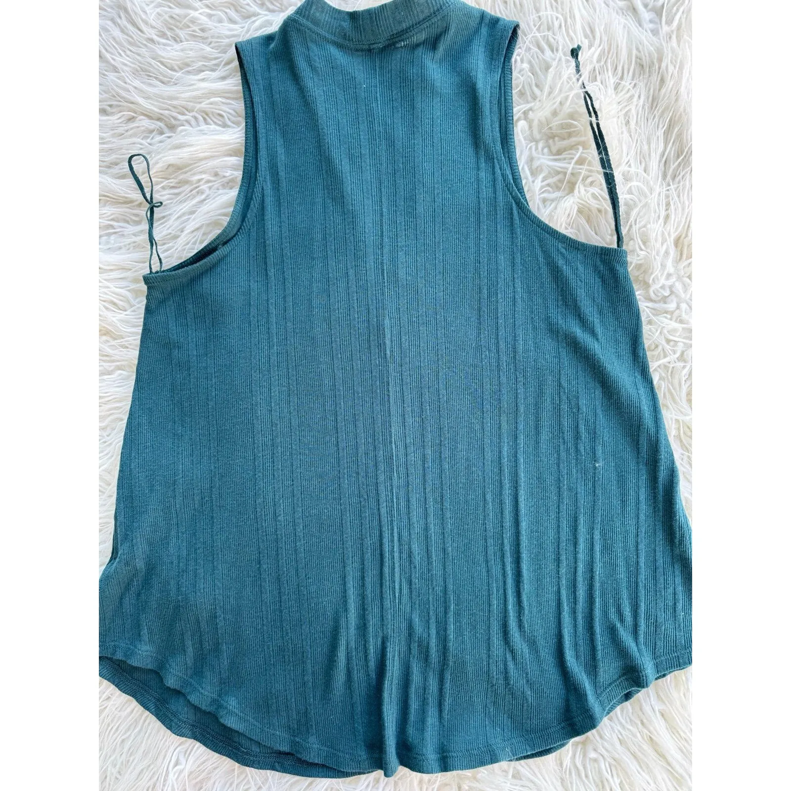 Free People We The Free Faye Ribbed Keyhole Tank
Turquoise Size Small - Image 10