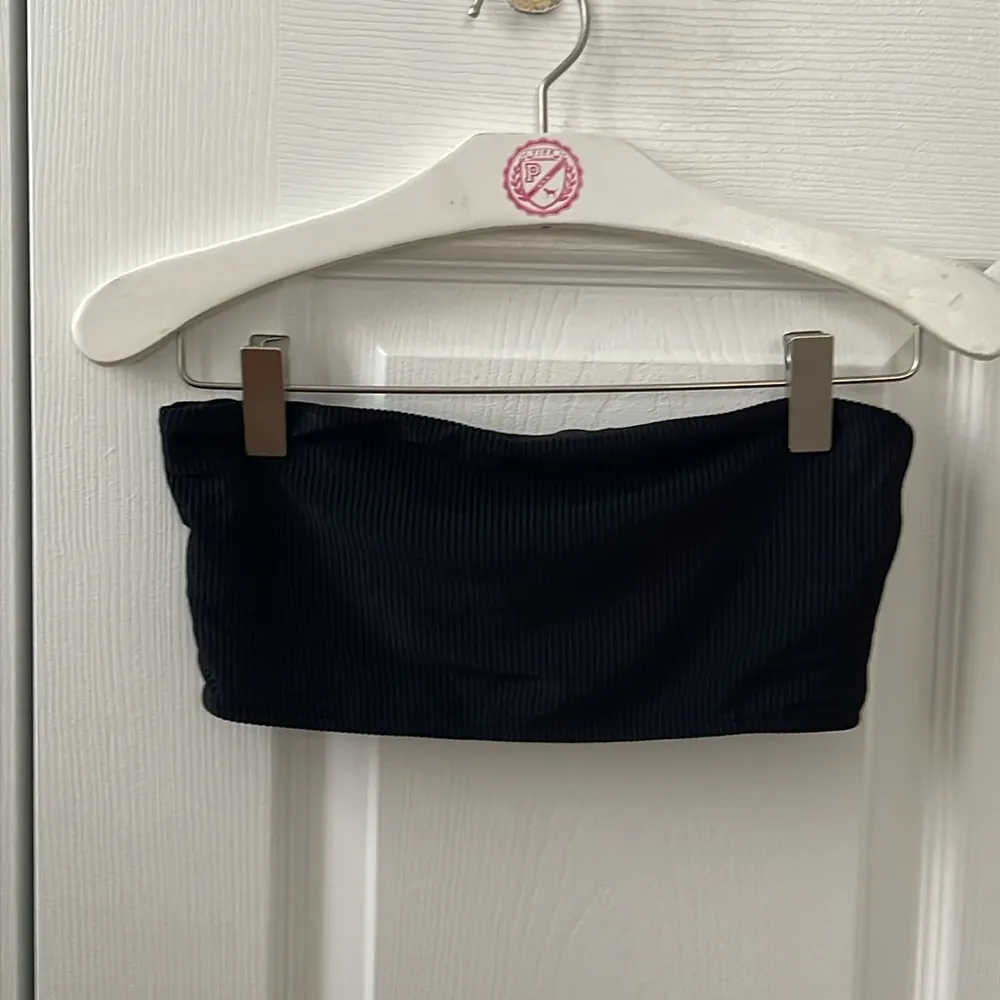 Frankies Bikinis Jenna Bandeau Bikini Top Black - Image 2