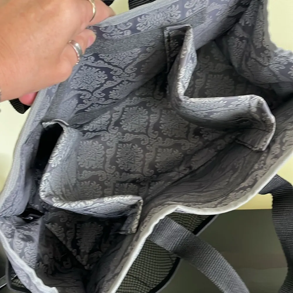 Mary Kay Deluxe Black Cream Consultant Cosmetic Travel Bag W/ Insert Organizer - Image 5