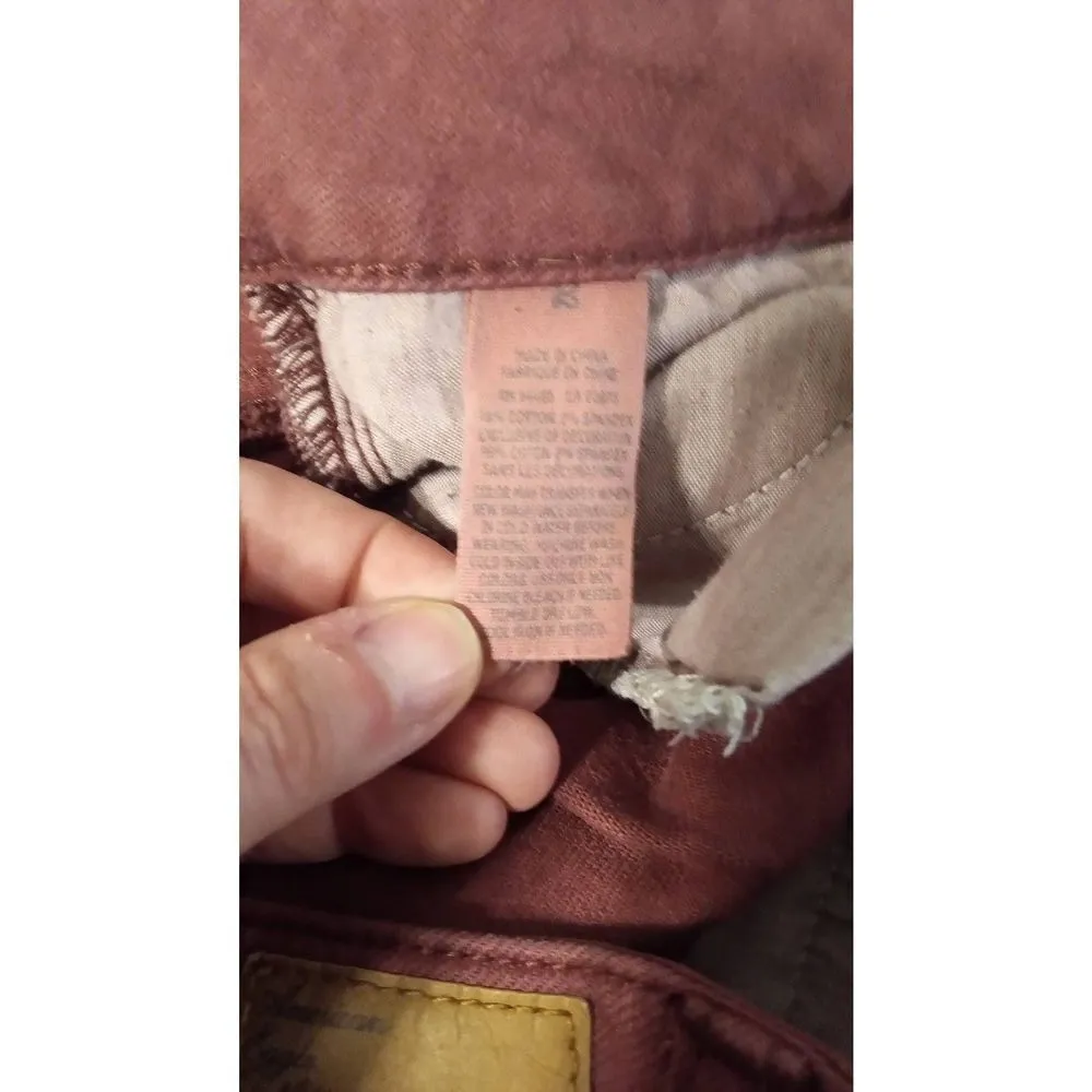 American Eagle size 2 Red Denim Cut Off Jean Shorts - Image 4