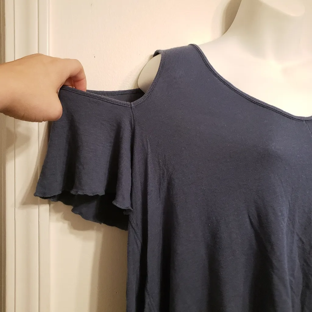 Free‎ People size M cold shoulder top - Image 5