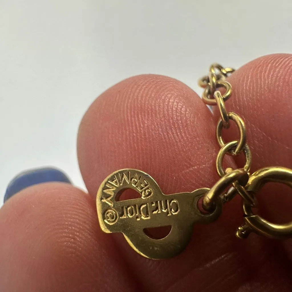 Christian‎ Dior Gold Tone Heart Shape Rhinestone Pendant Necklace - Image 10