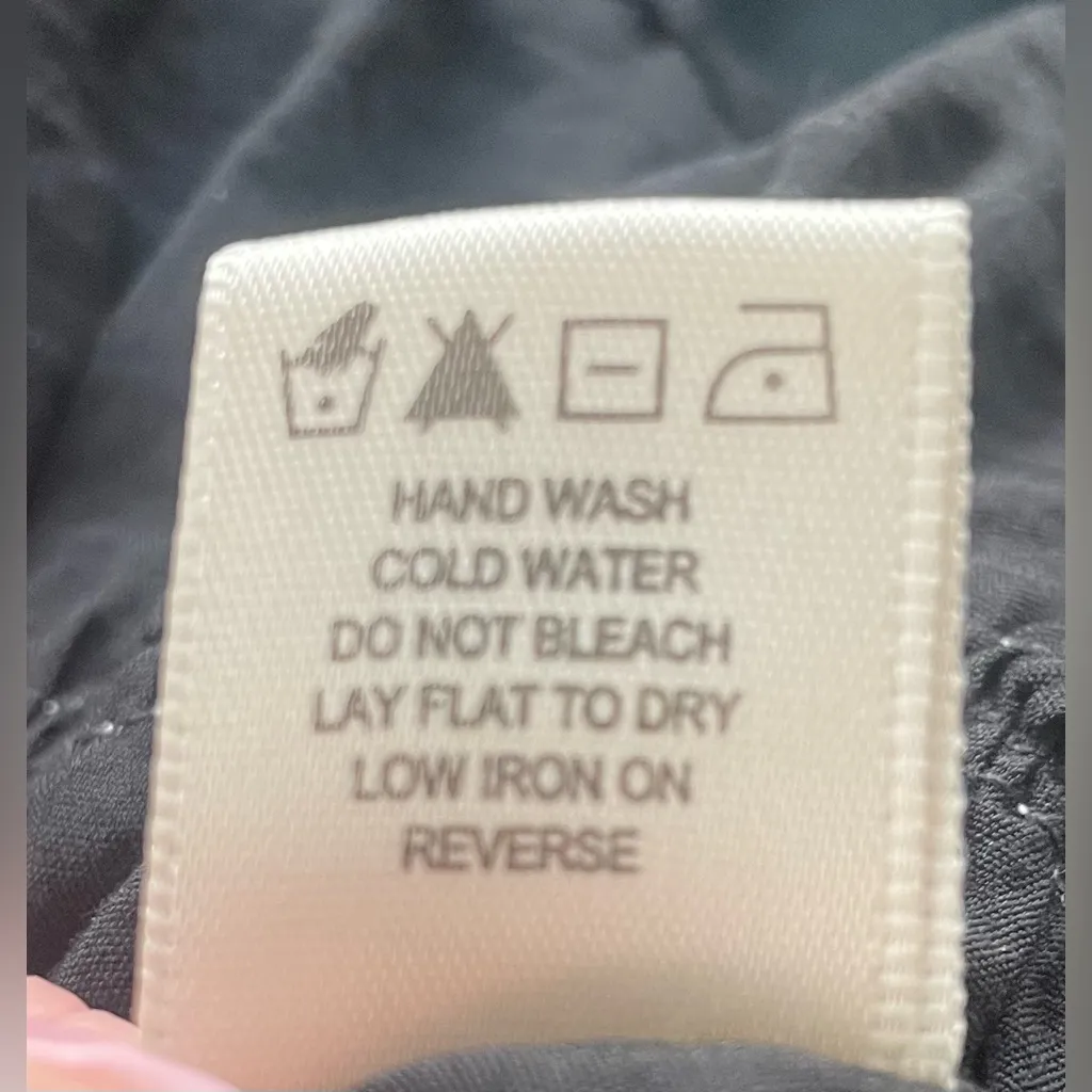 Thirty Thirty Black White Off The Shoulder Cropped Top, Bow, Smocked Back; XS - Image 8