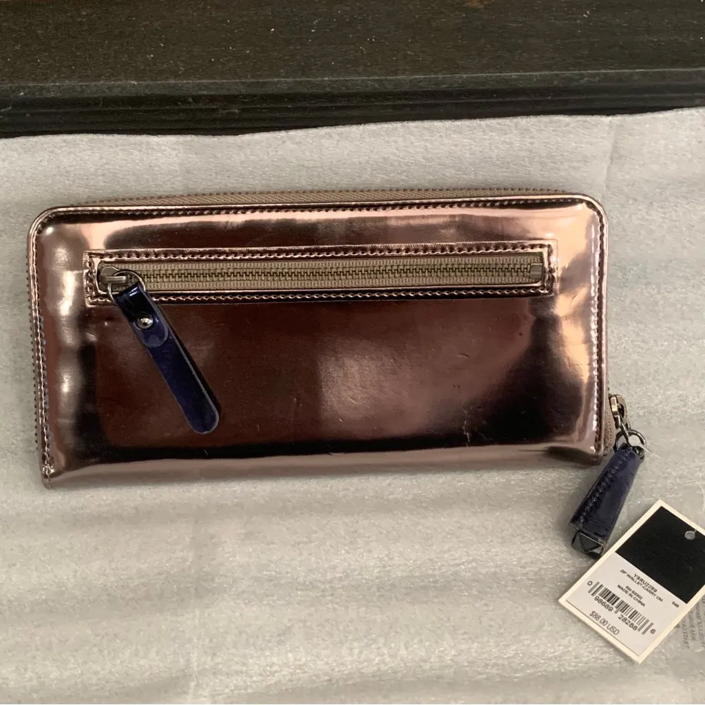 Juicy Couture Deceptacon Zip Wallet Carry On Tan Metalic New with Tags - Image 4