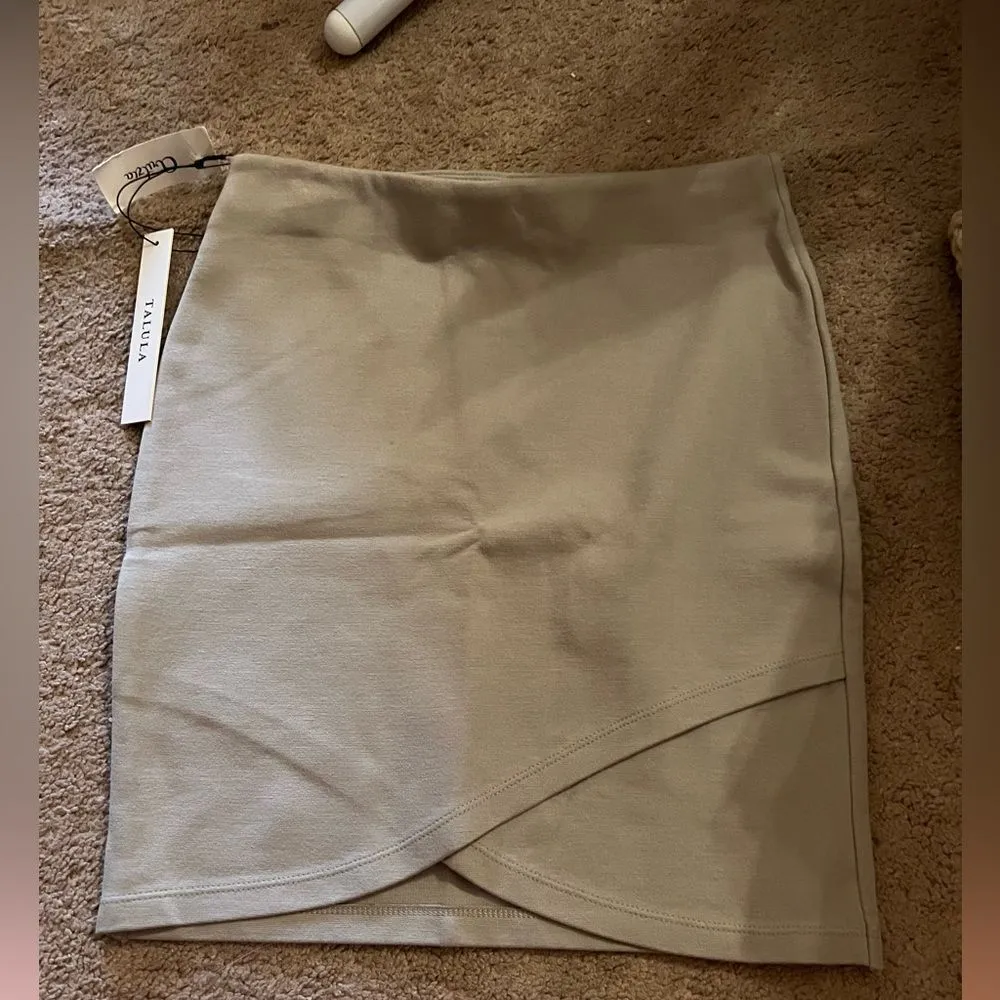 NWT talula skirt xxs - Image 2