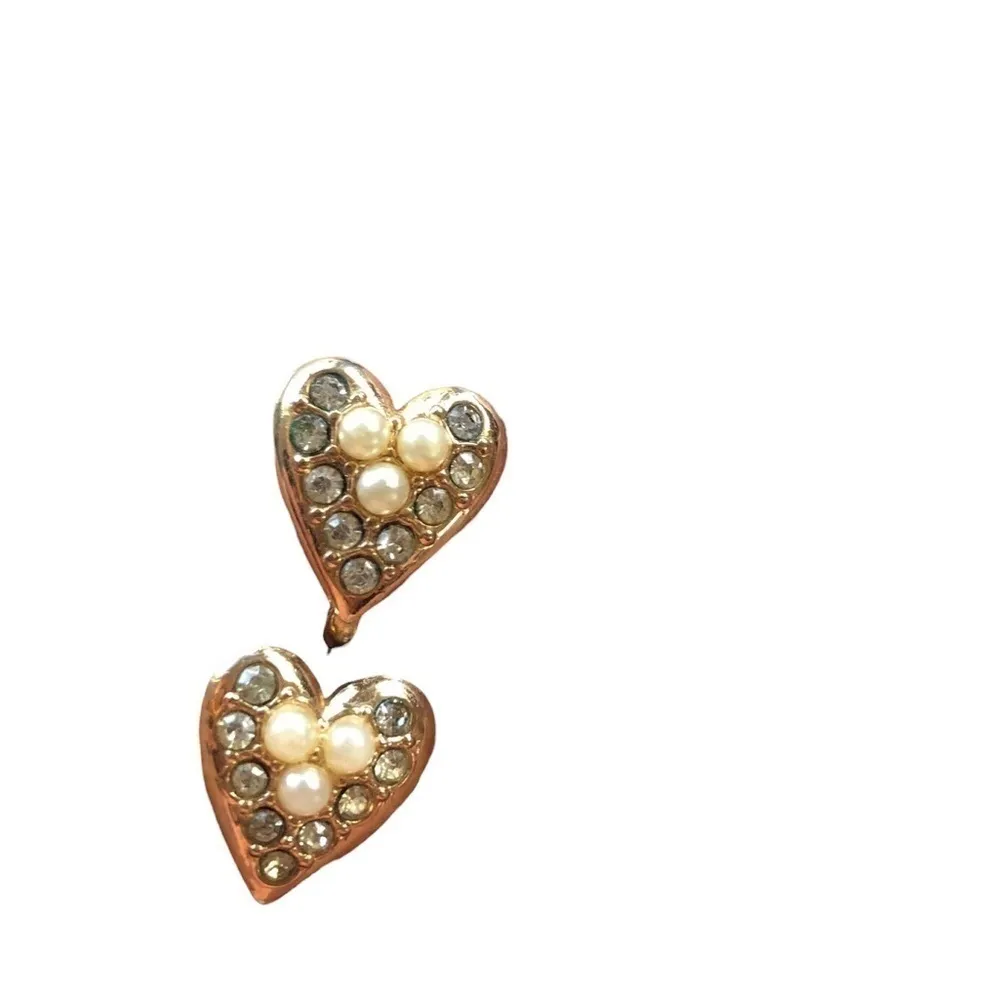 Vintage gold heart screw in earrings with pearls and rhinestones coquette girl - Image 2