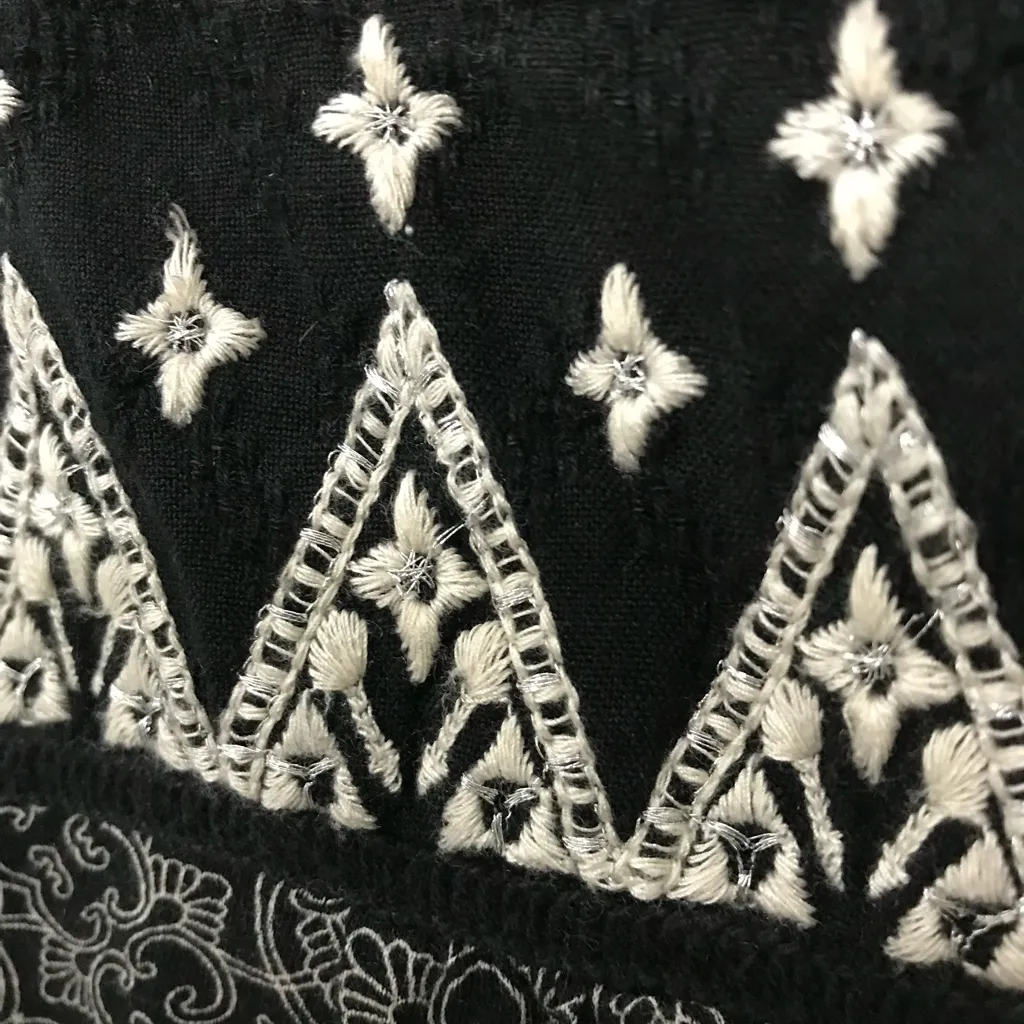 Lucky Brand Boho Embroidered Tunic Long Sleeve Top Size XS - Image 3