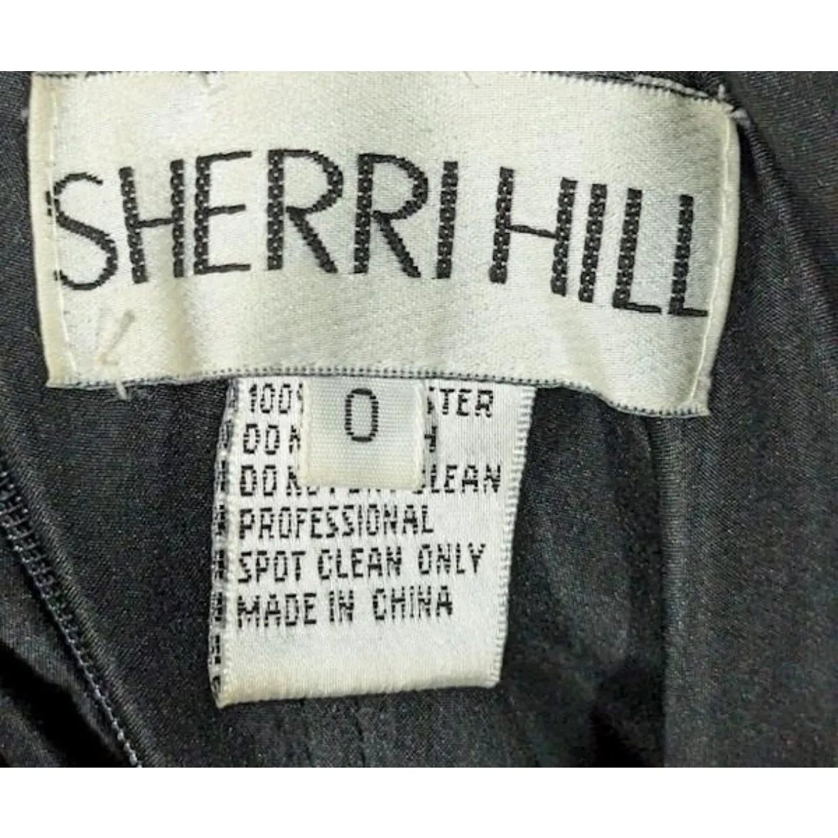 Sherri Hill Laura Marano Red Black Rose Floral High Low Formal Prom Dress 0 EUC - Image 5