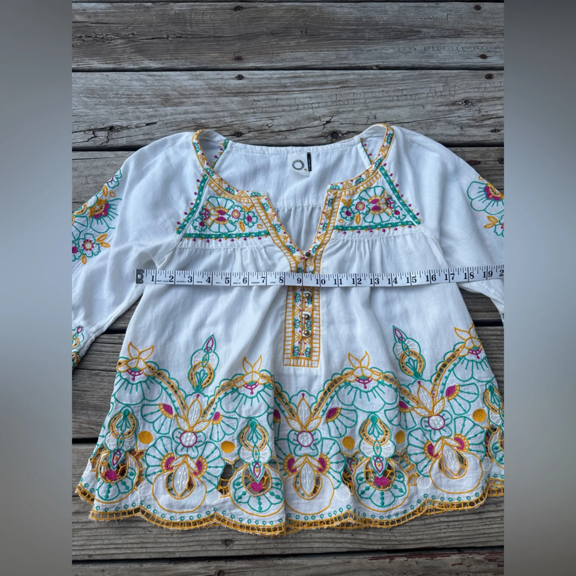 Anthropologie Akemi + Kin Cotton Colorful Bohemian Top with Brass Buttons, Sz 6 - Image 4