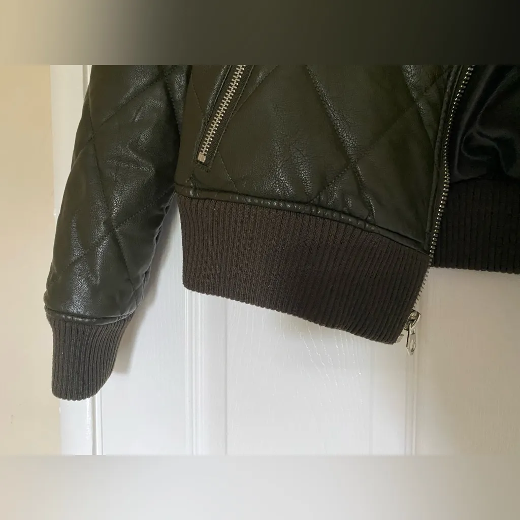 NWT Guess Quilted Bella Bomber Jacket Army Olive Multi Size Small - Image 7