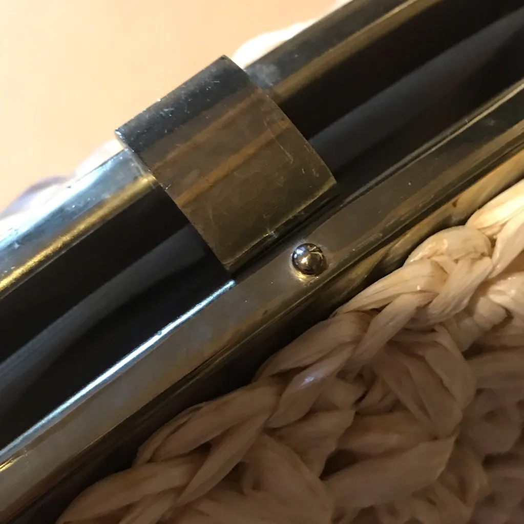 GAYMODE VINTAGE 1960'S IVORY STRAW FRAME HAND BAG WITH FAUX LEATHER ACCENTS Gold - Image 14