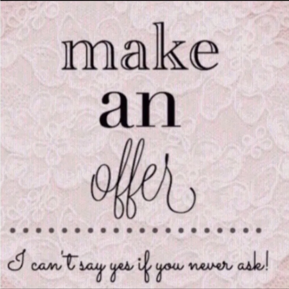 🔵SALE 3/$25 SANTA BURNOUT GRAPHIC GREY TEE SHIRT MAROON LONG SLEEVE TOP - Image 7