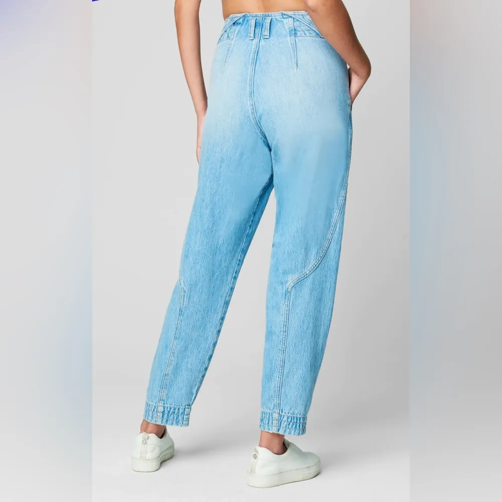 Blank NYC- STEAL THE SHOW JEAN - Image 4