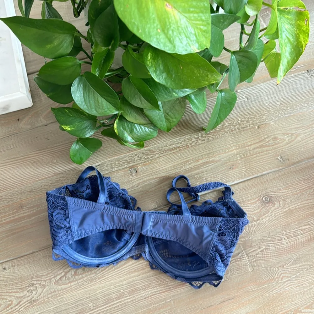 Adore Me  blue lace bra sz32 DDD - Image 3
