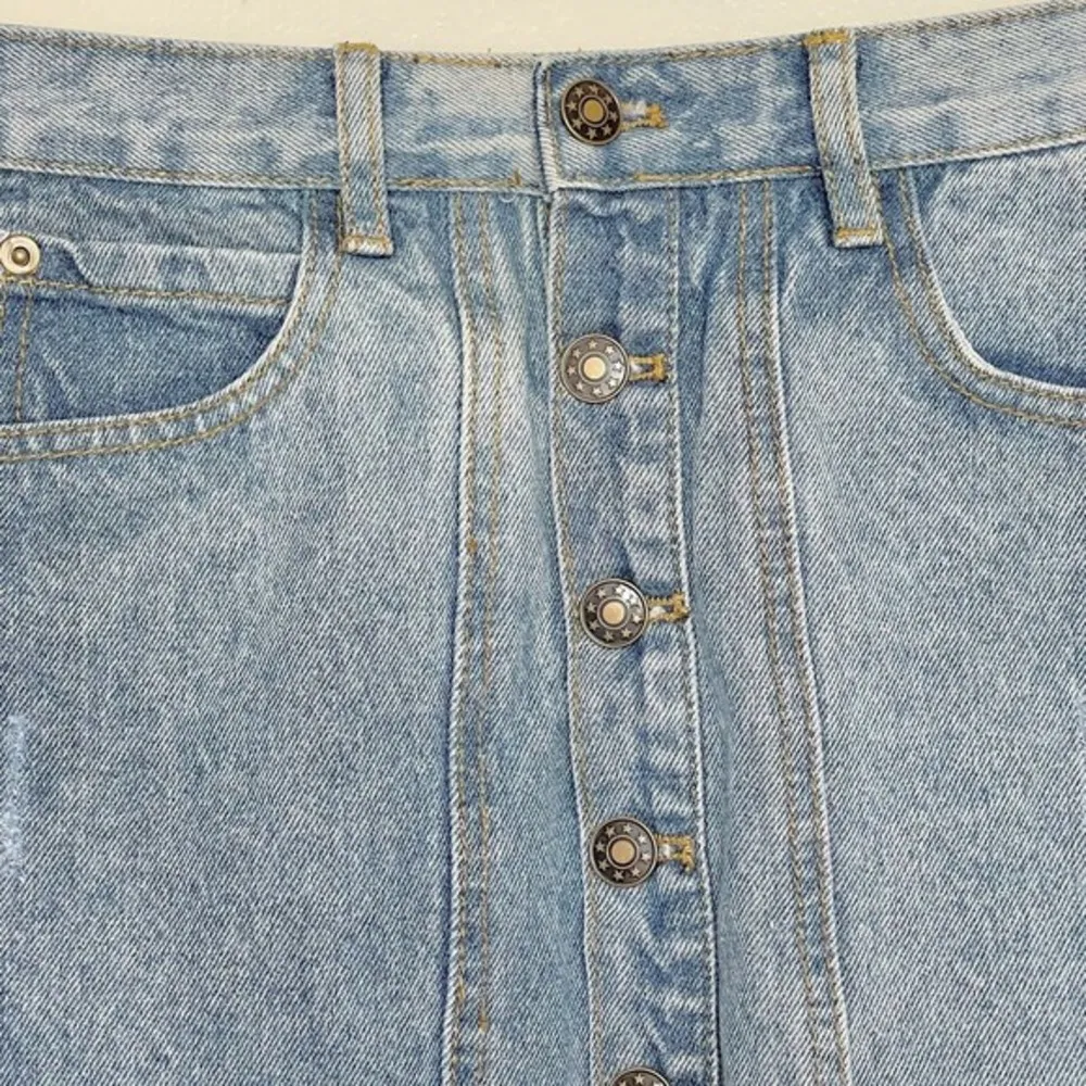Dahli Denim Skirt Mini Destroyed Frayed Raw Hemmed Button Recycle Look Size XS - Image 13
