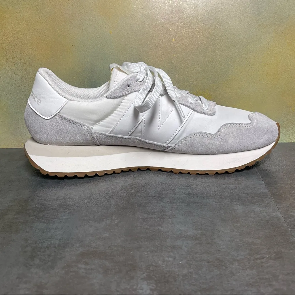 New Balance 237 Women's White Sneakers Size 9B - Image 14