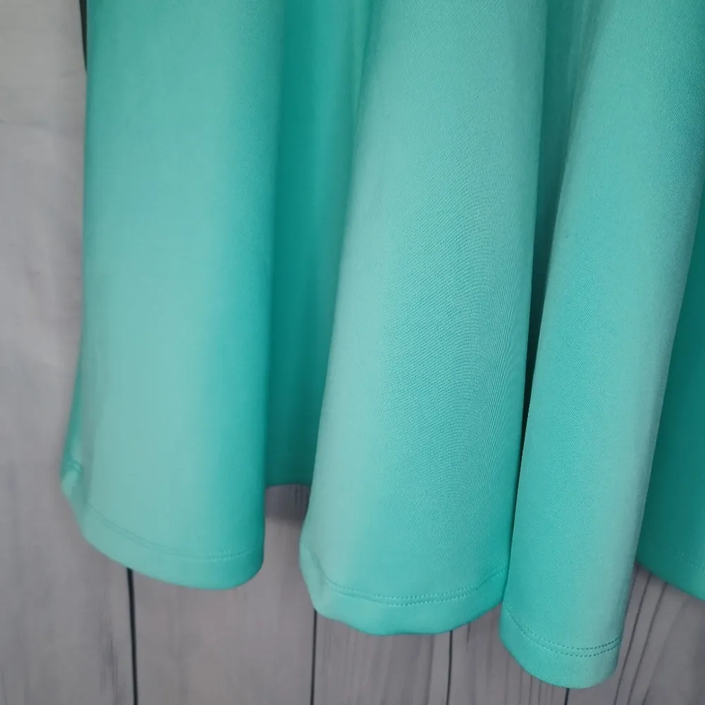 Charlotte Russe sleevless heart Cut out dress - Image 9