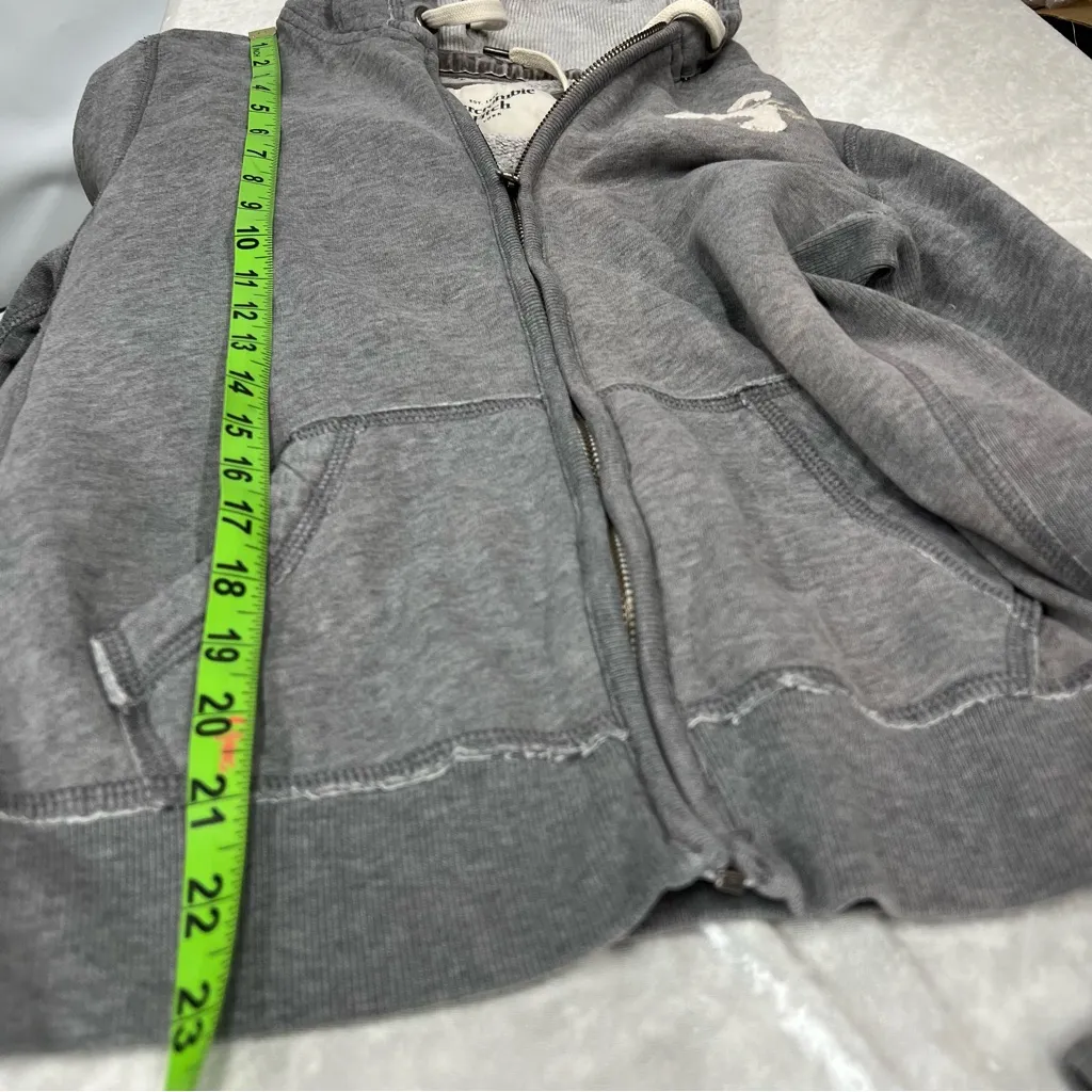 Abercrombie & Fitch Cream & grey label hoodie distressed spell out Y2K FLAWS L - Image 6