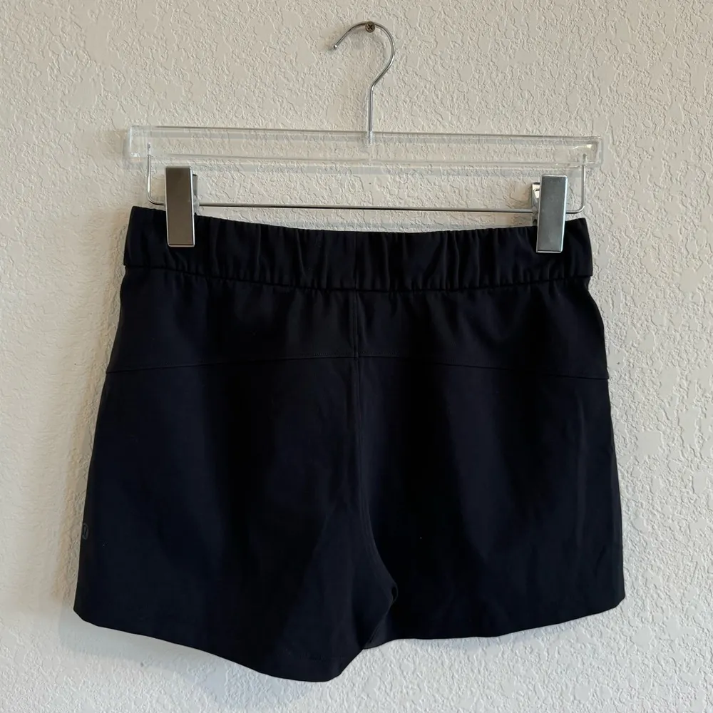 Lululemon On The Fly Woven Short 2.5" Inseam Black 8 Workout Athleisure Gym Yoga - Image 4