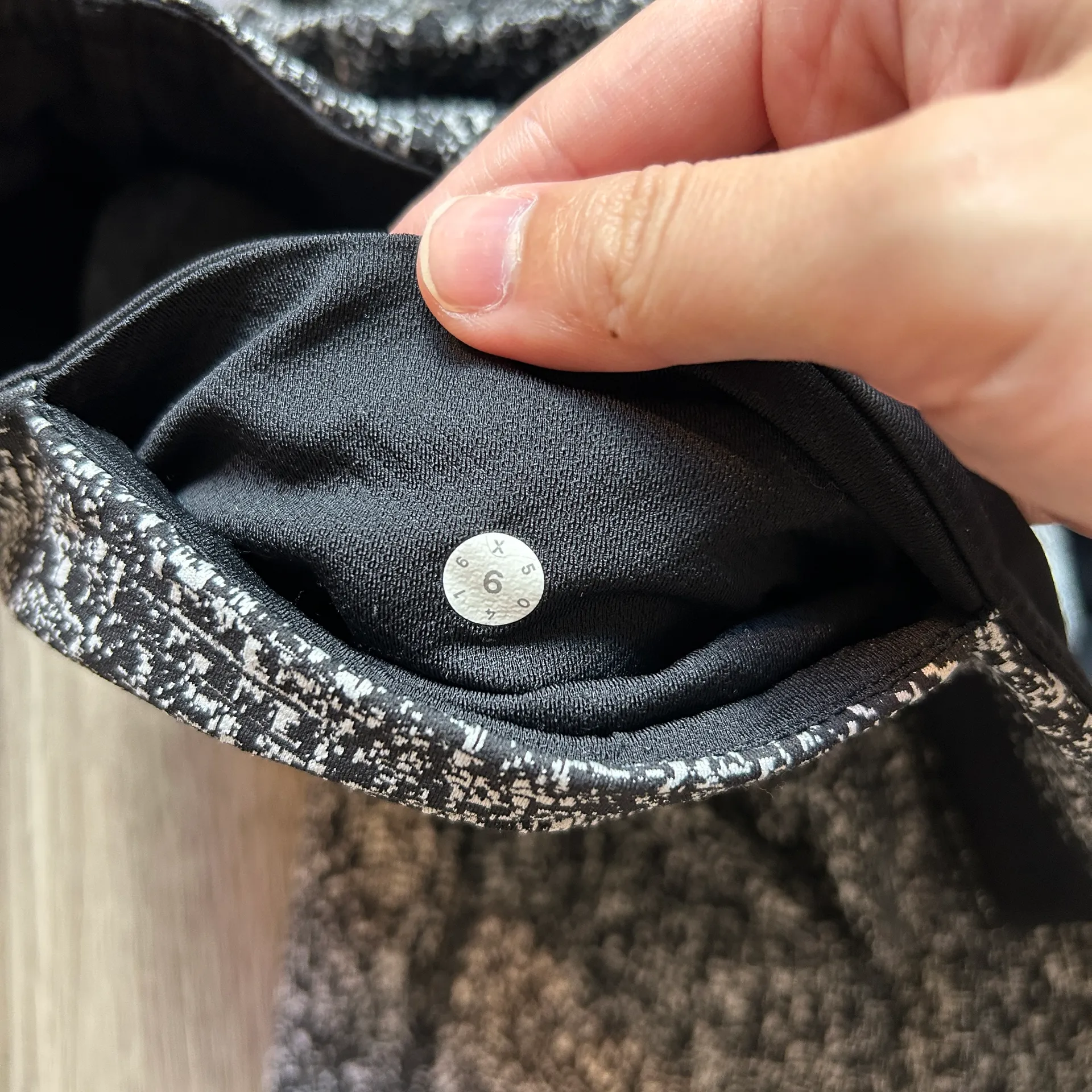 Lululemon Inspire Tight II Power Luxtreme Suited Jacquard Black White/Black (6) - Image 3