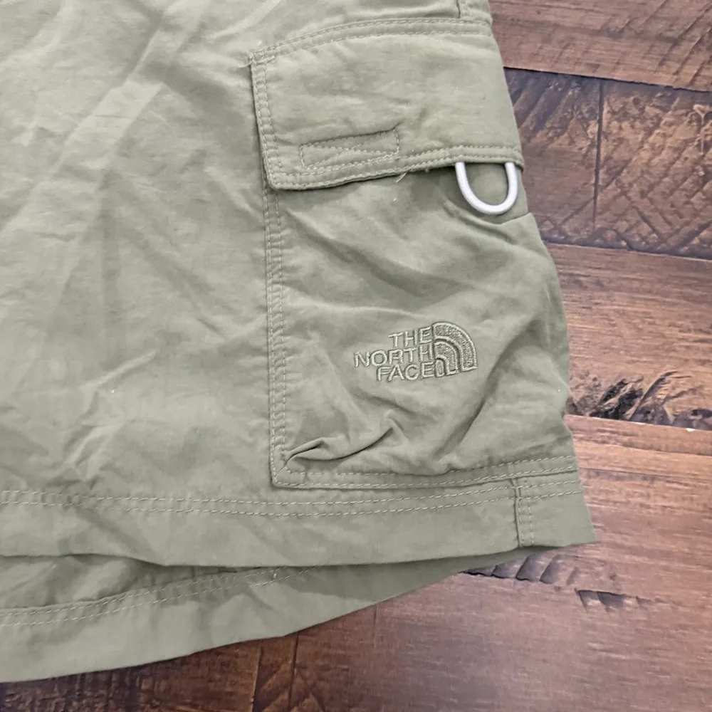 North Face Womens Aphrodite Shorts Size LARGE army Green Performance Stretch EUC - Image 2