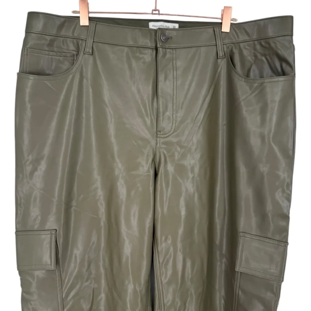 Abercrombie & Fitch 90s Relaxed High Rise Faux Leather Cargo Pants Olive Sz 20R - Image 4