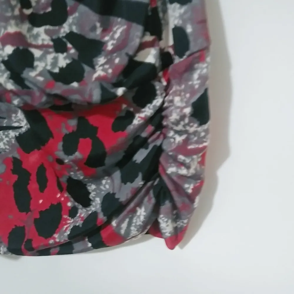 Wet Seal S Black Pink Leopard Bubble Top - Image 11