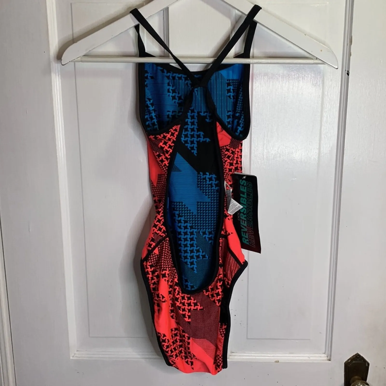 Dolfin Reversible Coral Turquoise Stryker Swim Suit New with Tag W-544 Sz M - Image 9