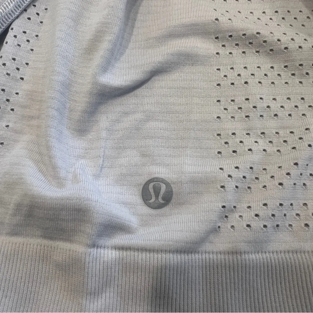 Lululemon Swiftly Breathe Long Sleeve Squad White - Image 9