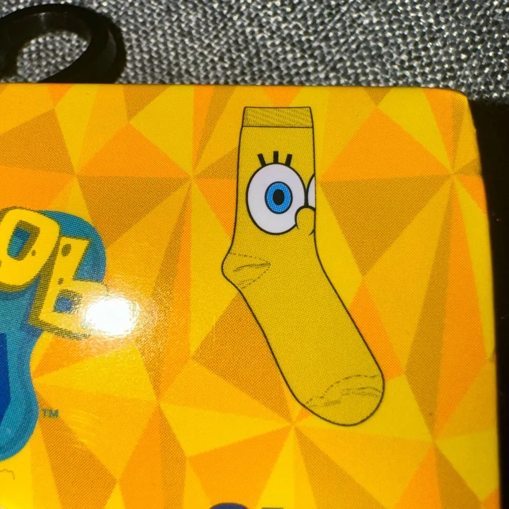 NEW SpongeBob SquarePants Crew Socks Adult Size 9 - Image 4