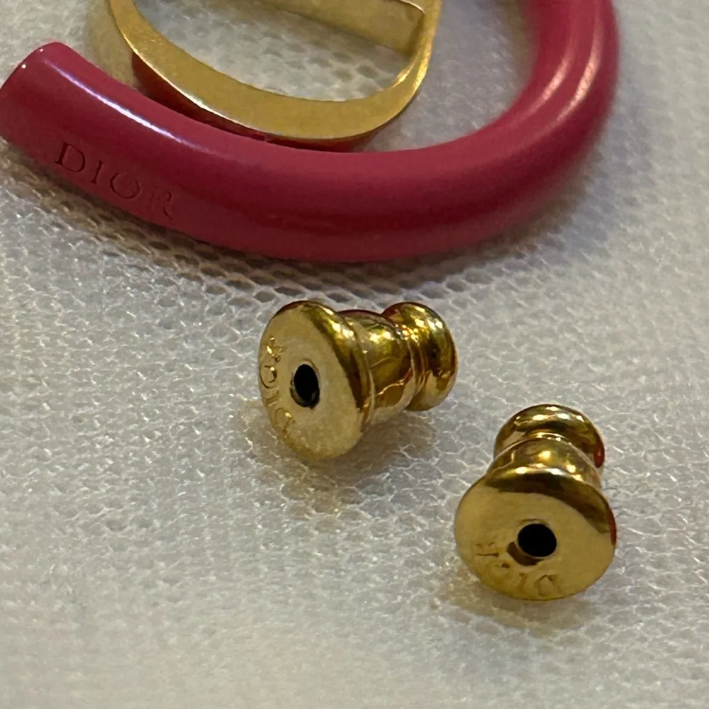 Dior 30 MONTAIGNE EARRINGS Gold-Finish Metal and Rani Pink Lacquer - Image 9