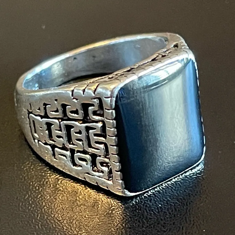 Natural black obsidian S925 silver ring size 8.5 - Image 2