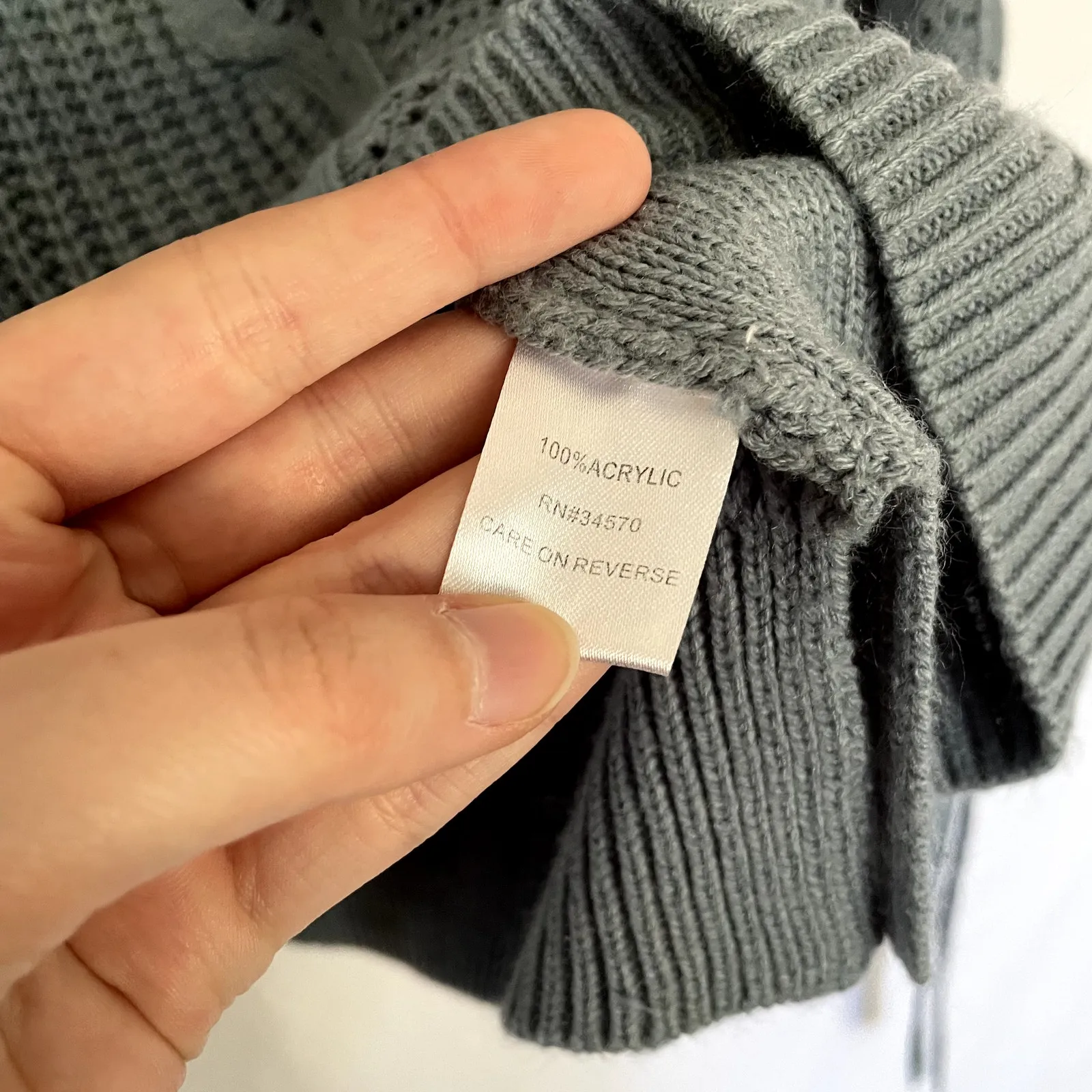 A&I gray blue cable knit sweater women's size medium ribbon detail comfortable - Image 5