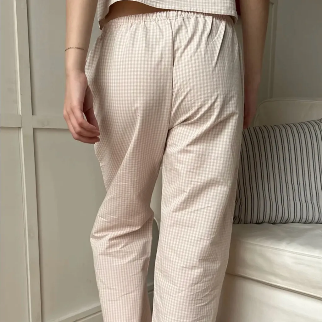 Brandy Melville Wide leg white and pastel pink plaid pants - Image 3