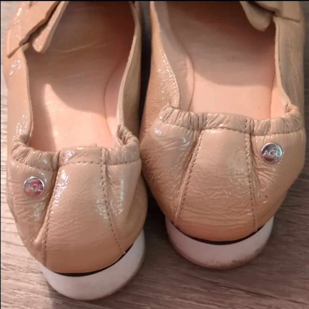 Agl Made In Italy Micro Pointed Toe Loafer On Nude Glammy Size 41 Tan - Image 6