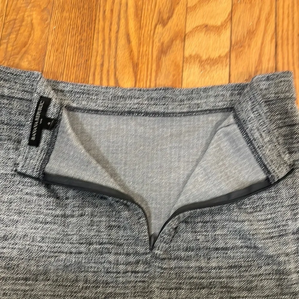 Banana Republic Factory Flouncy Fluted‎ Mini Skirt Grey size 4 - Image 4