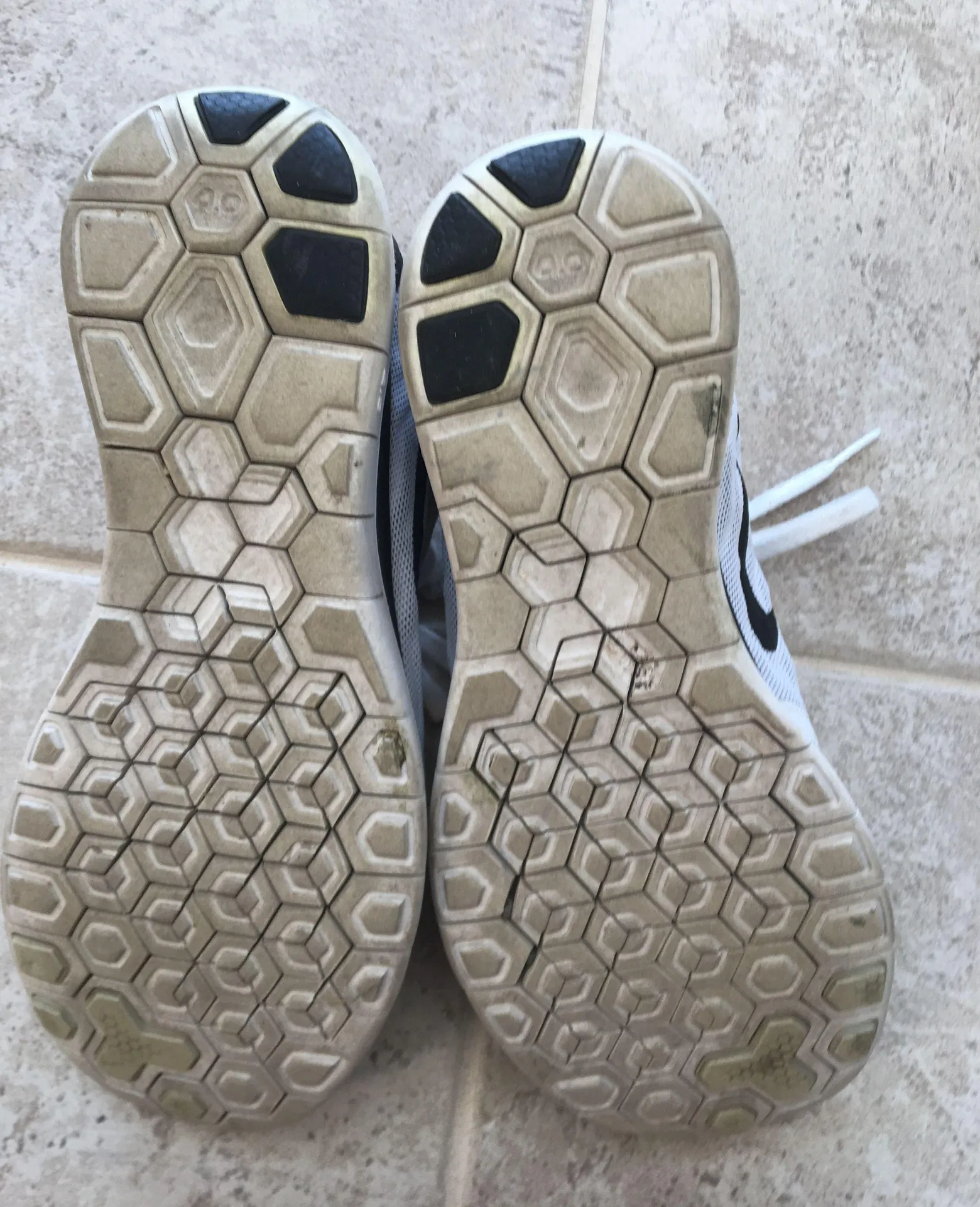 Nike Sneakers - Image 4