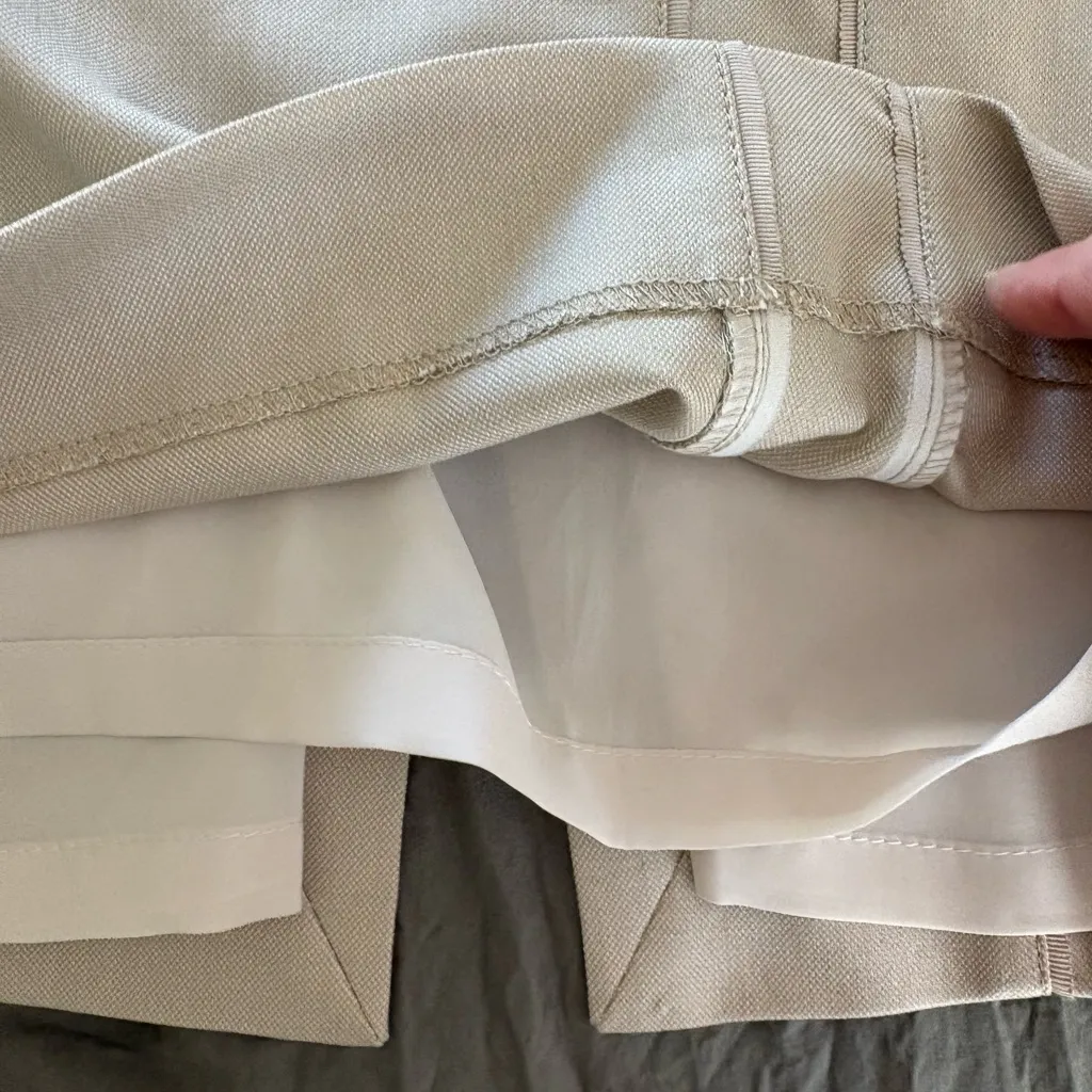 White House Black Market Birdseye Suiting Skirt. Size 4. - Image 9