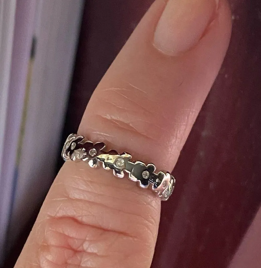 Sterling Silver Flower CZ Band Toe Ring - Image 8