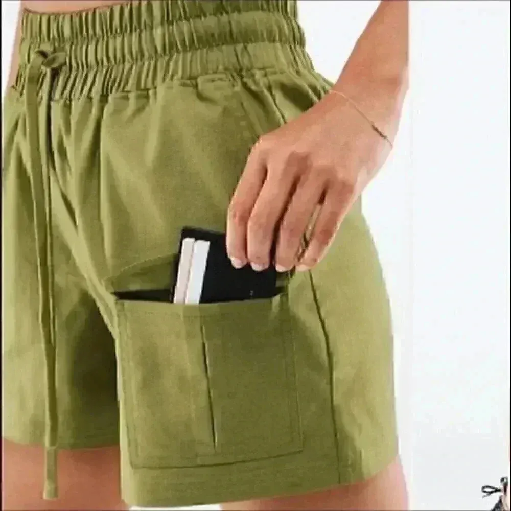 ⭐️ New with tags green Camden cargo shorts from fabletics in size xxs - Image 3