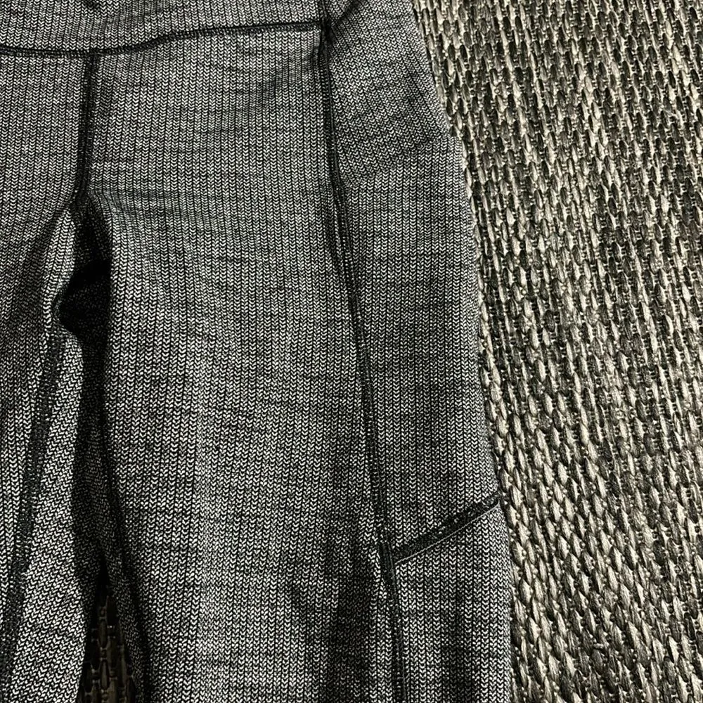 Lululemon  Legging Speed Up Tight 28" *Full-On Luxtreme - Image 4