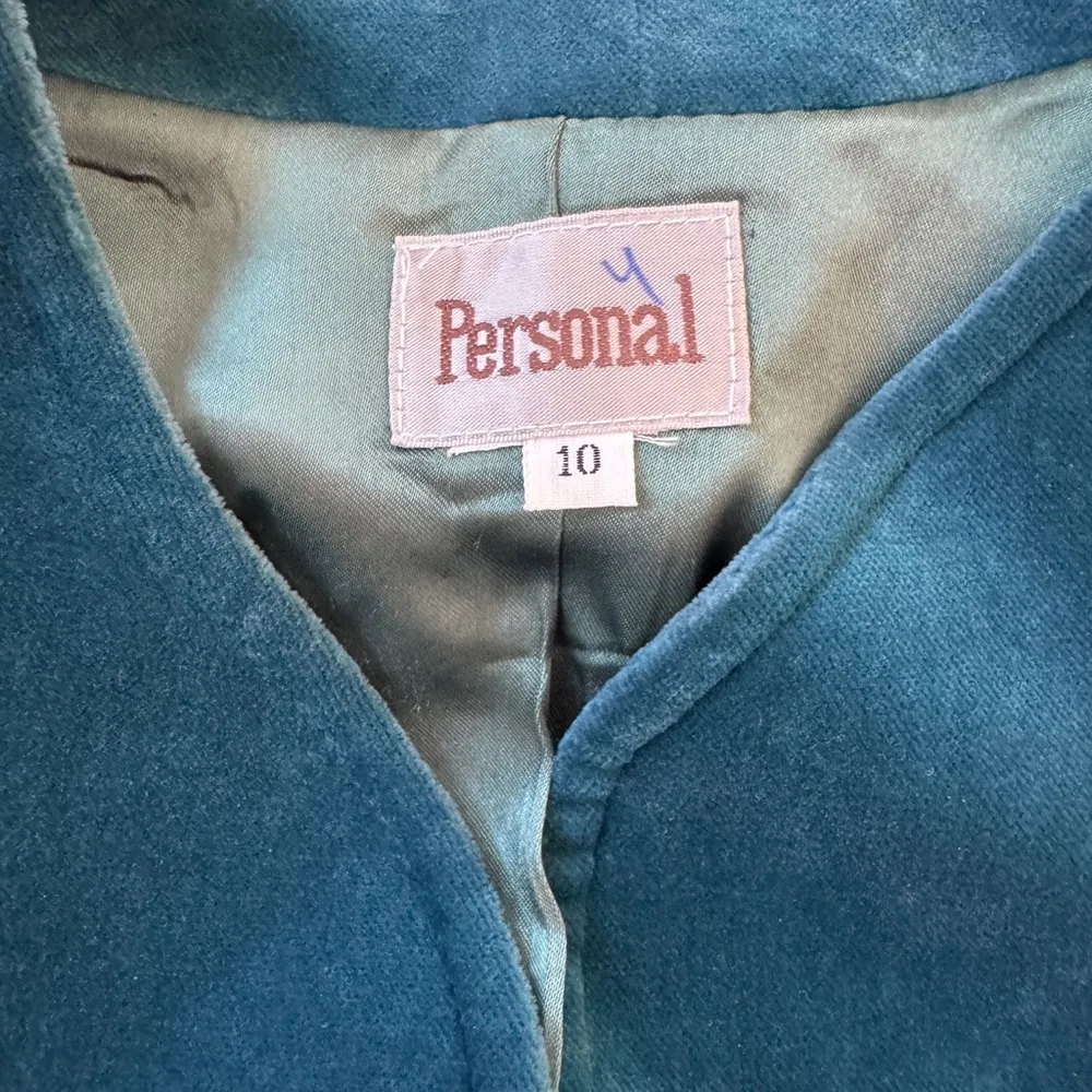 Vintage ‘80s Personal (Leslie Fay) Teal Niedieck Velvet Collarless Blazer - Image 7