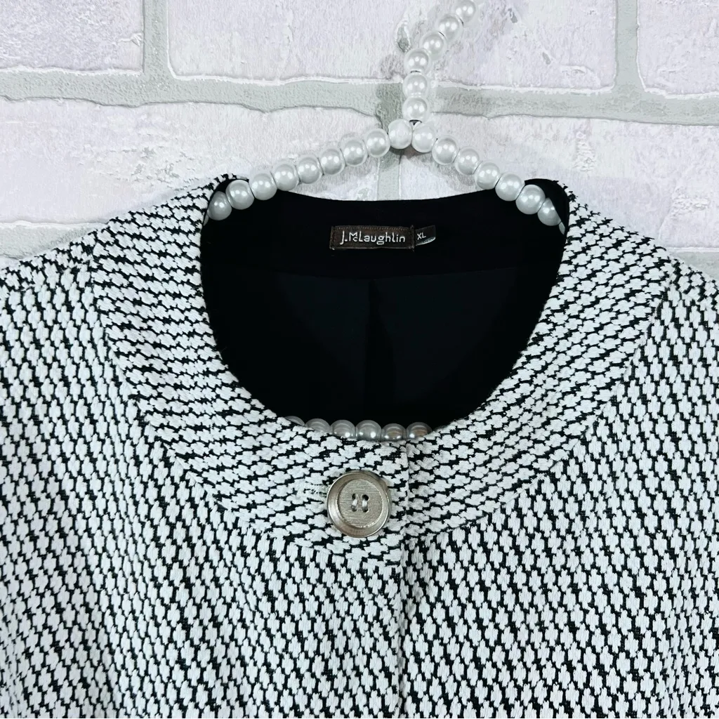 J.McLaughlin 3/4 Sleeve Black and White Button Front Collarless Jacket Size XL - Image 5