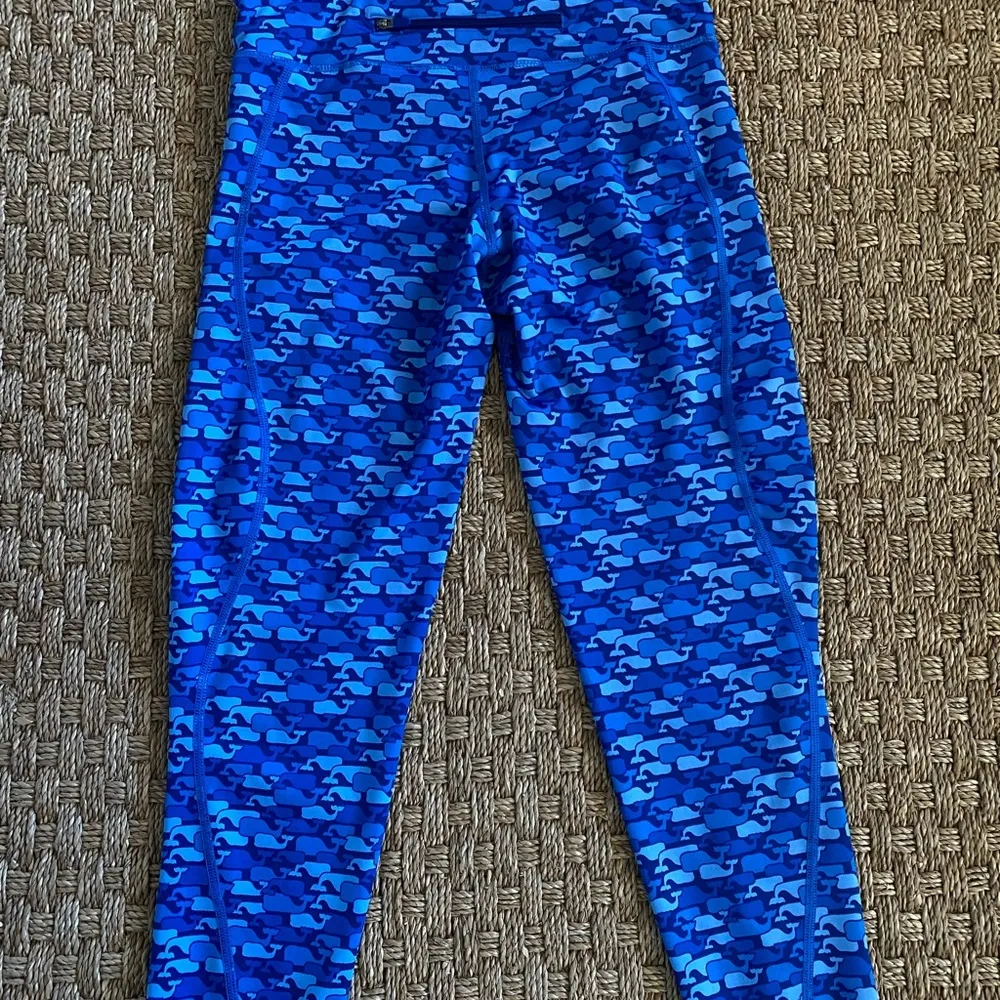 Vineyard Vines Womens Blue Whale Logo Print Performance Athletic Leggings Small - Image 4