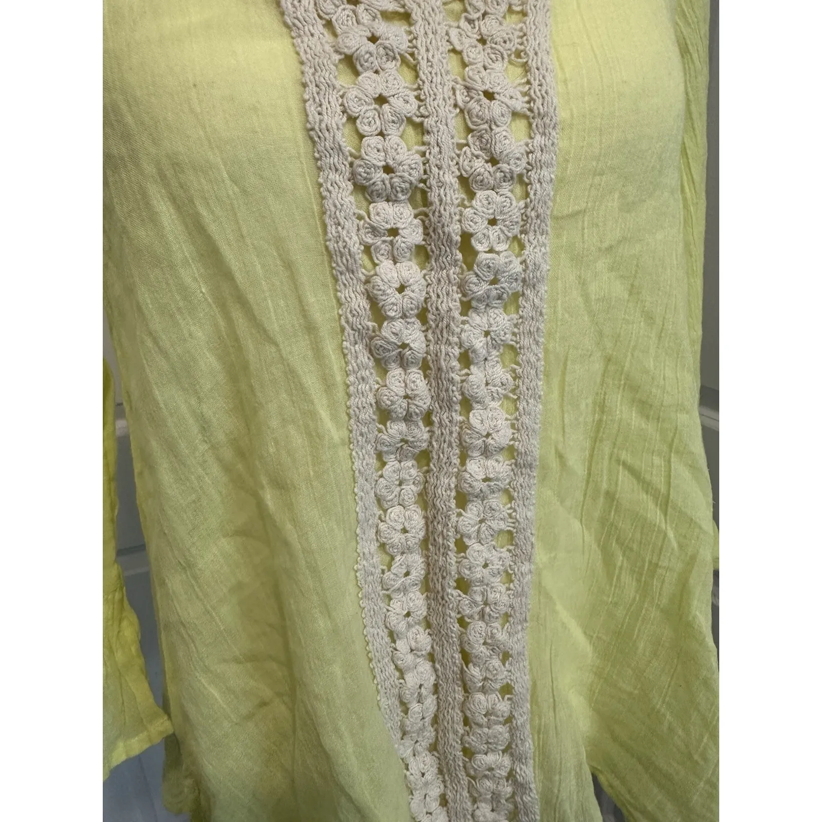 Lilly Pulitzer Butter Yellow Tunic XS Cotton Gauzey Crochet Trim Boho‎ Top - Image 3