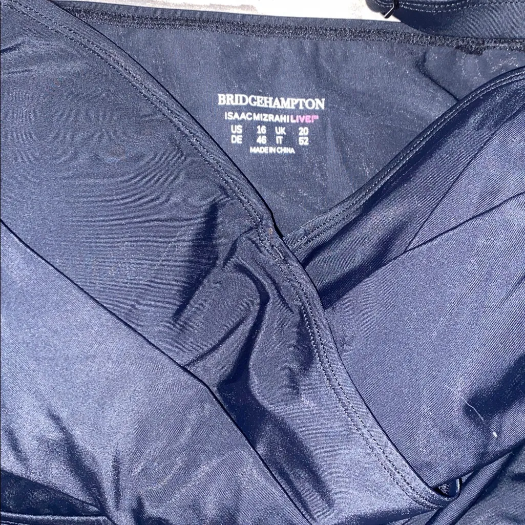 Isaac Mizrahi Classic Black One-Piece Swimsuit - Image 2