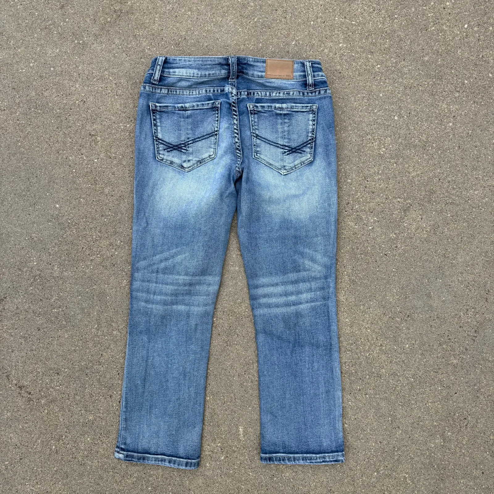 Buckle BKE Stella Slim Fit Low Rise Crop Capri Blue Jeans Size 27 Style BGK111 - Image 2