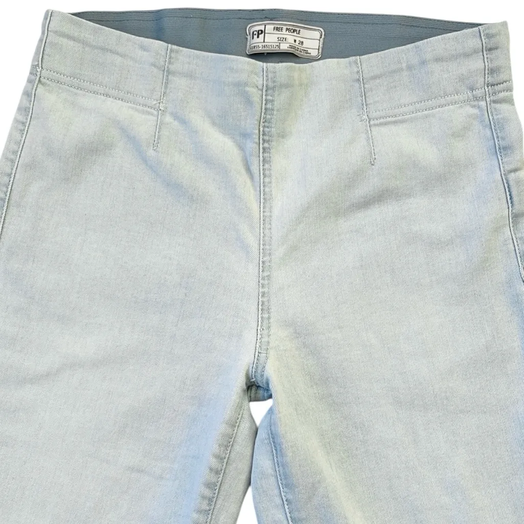 EUC Free People Pull-On Flare Jeans Size 28 - Image 4